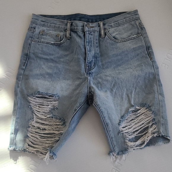 Distressed denim shorts MNML - Picture 1 of 5